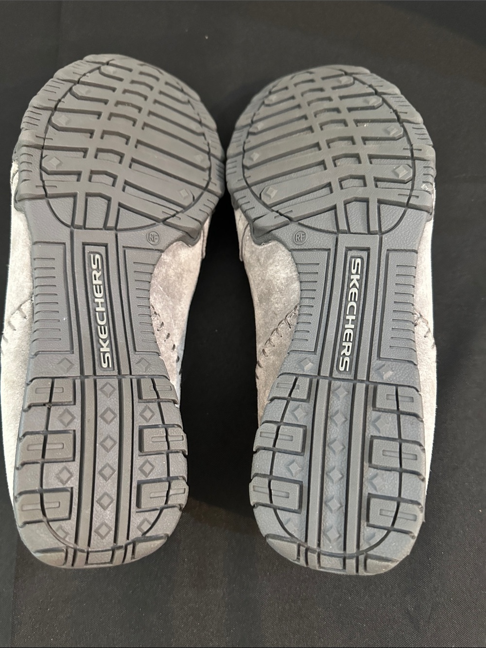 Skechers Memory Foam Gray Suede Slip-On Women's Loafers Size 11 - Picture 9 of 12